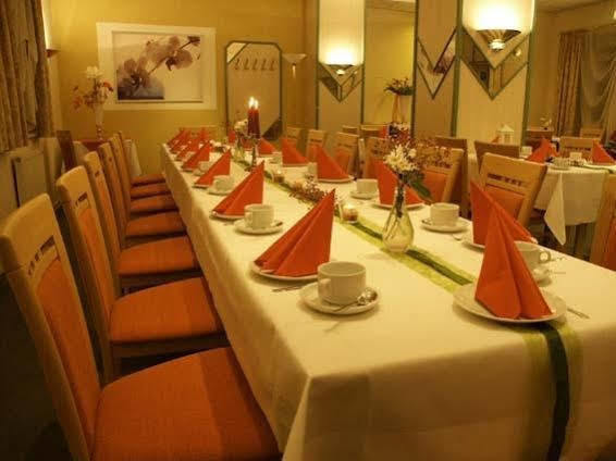 Adler-Hotel デーリッチュ エクステリア 写真